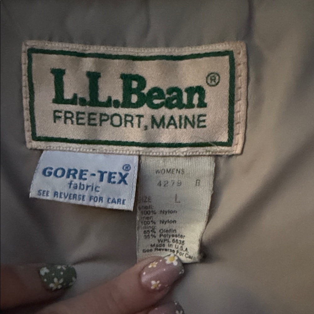 LL BEAN woman’s light gray and blue jacket - Picture 2 of 7